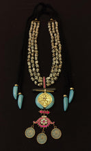 Load image into Gallery viewer, Beaded necklace