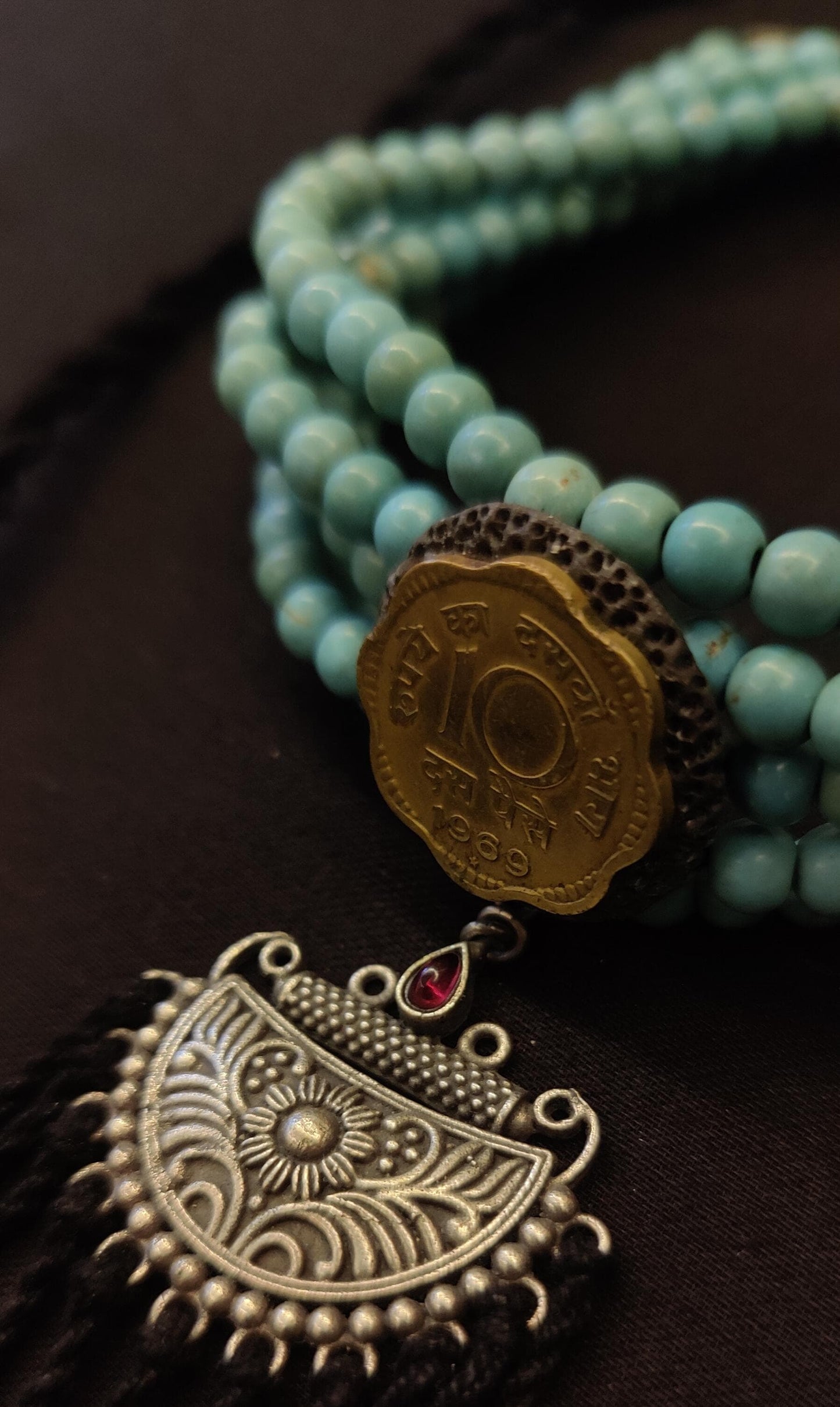 The Blue Mirage Choker