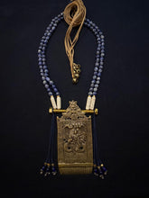 Load image into Gallery viewer, Antique brass comb necklace