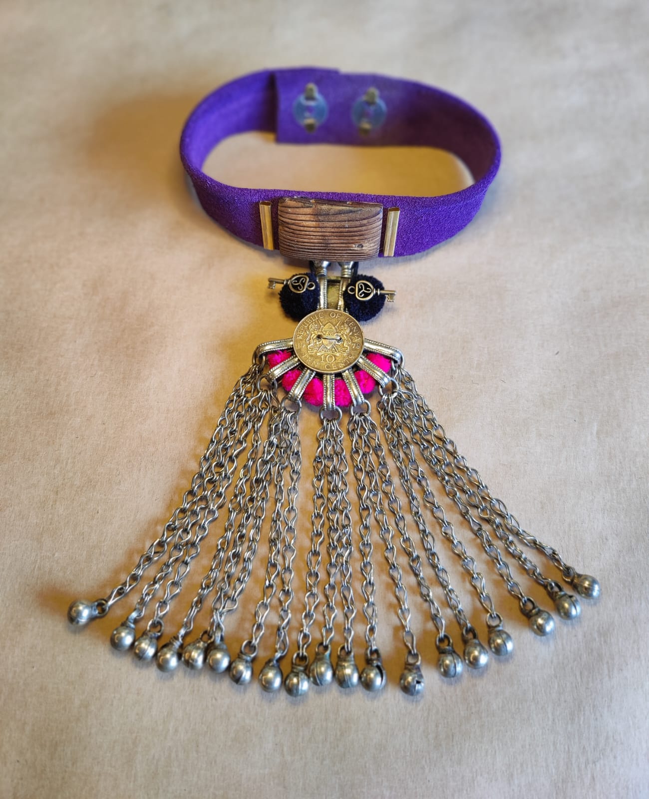 Afghani choker