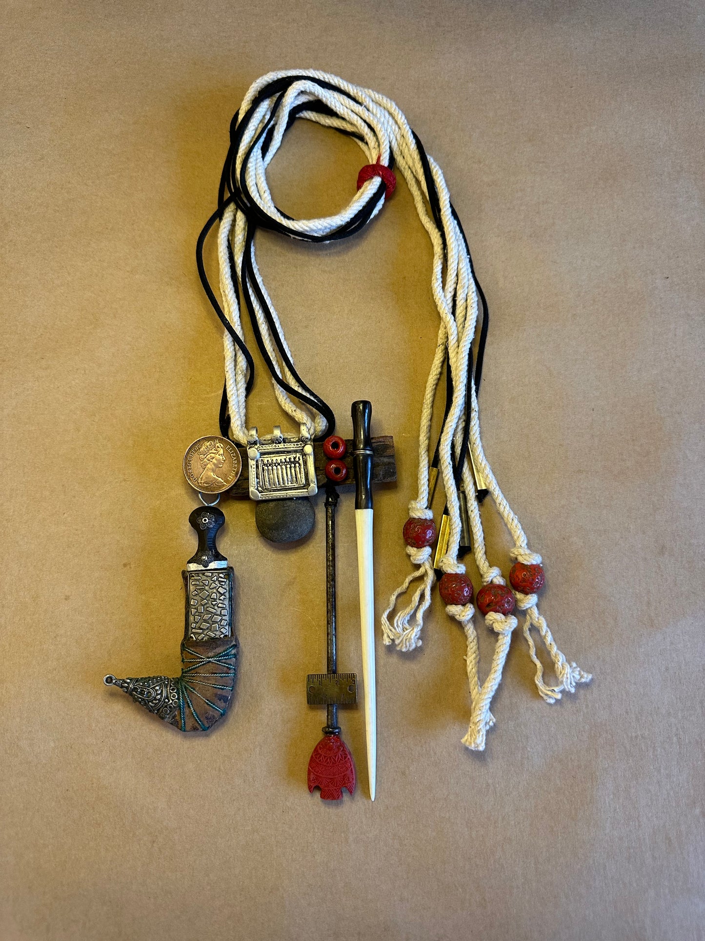 Silver tabiz antique knife necklace