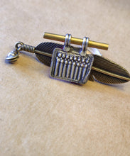 Load image into Gallery viewer, Leaf silver ring
