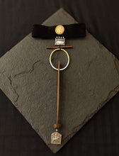 Load image into Gallery viewer, Leather choker
