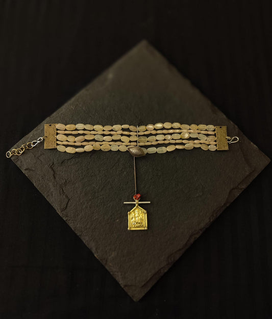 Silver choker