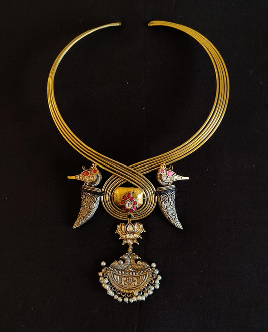 Divine Flight Choker