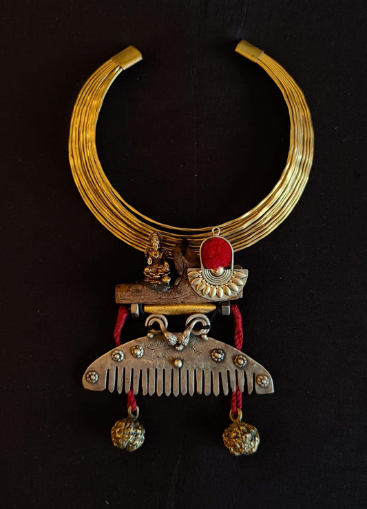Divine Antique Comb Pendant Necklace