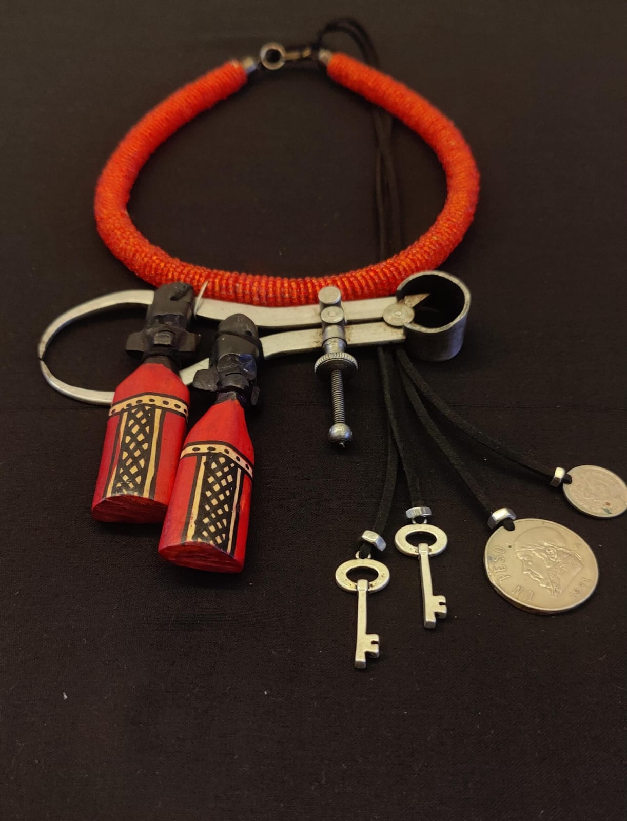 African beaded hasdi