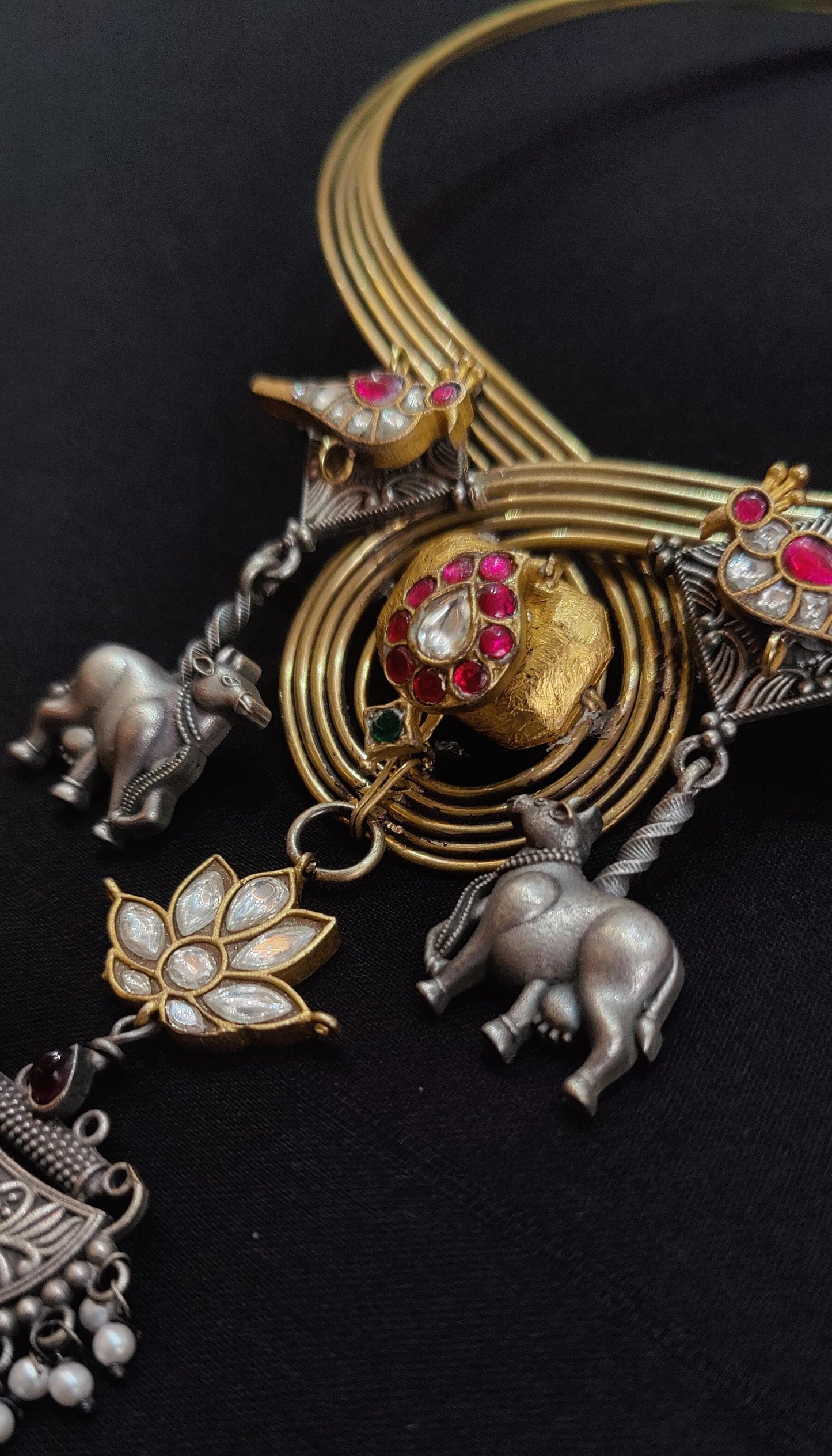 Divine Flight Choker