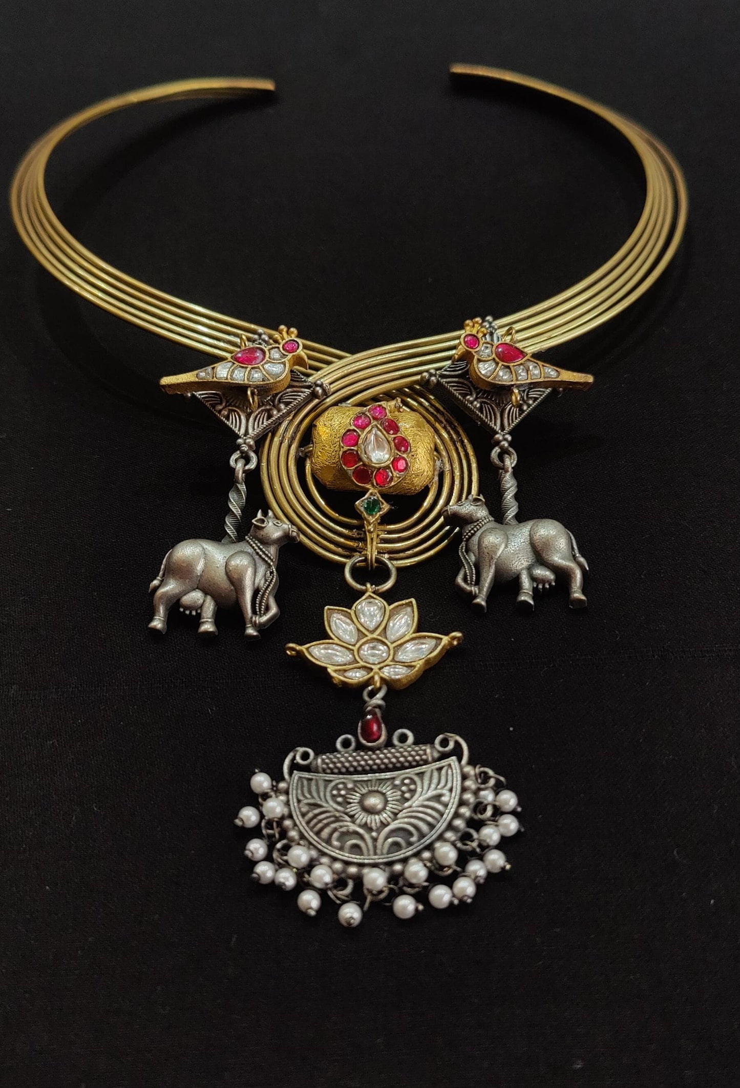 Divine Flight Choker