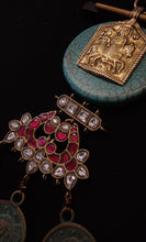 Load image into Gallery viewer, Beaded necklace
