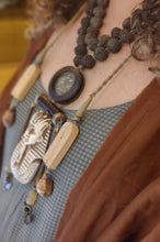 Load image into Gallery viewer, Keeper of Kings Necklace
