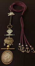 Load image into Gallery viewer, Pillar necklace
