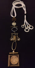 Load image into Gallery viewer, Pillar necklace
