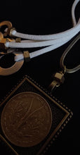 Load image into Gallery viewer, Pillar necklace
