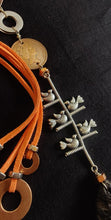 Load image into Gallery viewer, Pillar necklace
