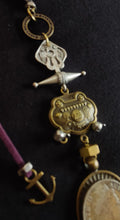 Load image into Gallery viewer, Pillar necklace
