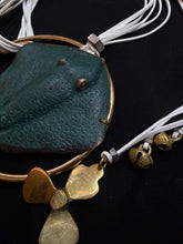 Load image into Gallery viewer, Stingray Necklace

