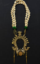 Load image into Gallery viewer, Cowrie Necklace
