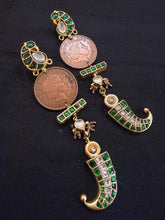 Load image into Gallery viewer, Brass earrings
