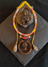 Load image into Gallery viewer, African beaded hasdi
