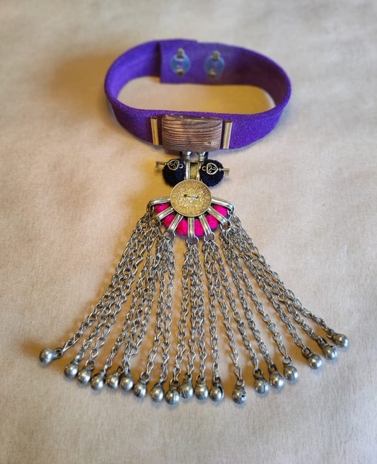 Afghani choker