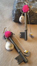 Load image into Gallery viewer, Antique key cowrie earring
